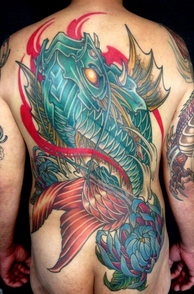 背中,鯉,龍魚,カラー,カラフルタトゥー/刺青デザイン画像