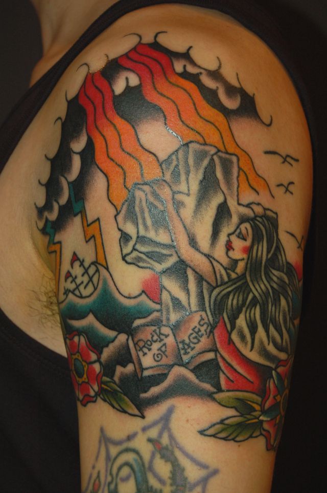 肩,二の腕,男性,クロス,船,女,オールドスクール,カラータトゥー/刺青デザイン画像