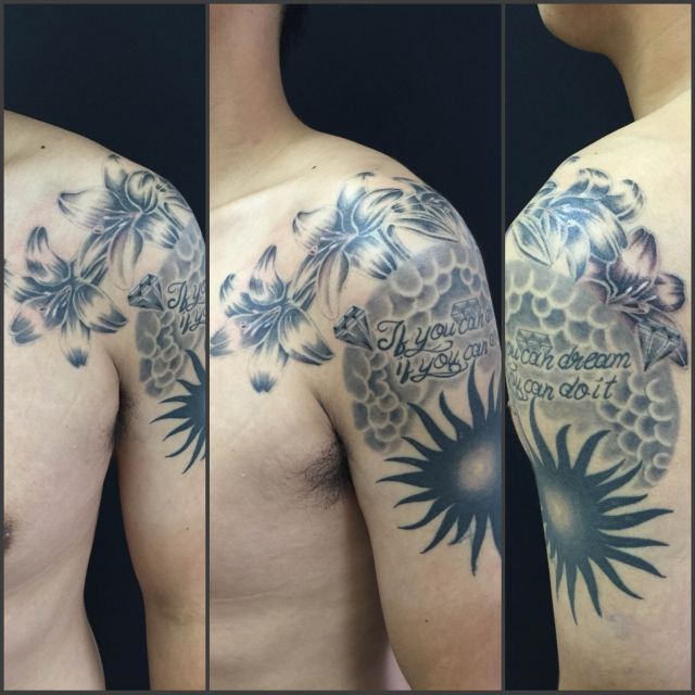 腕,肩,胸,百合,ブラック＆グレイ,ブラック＆グレータトゥー/刺青デザイン画像