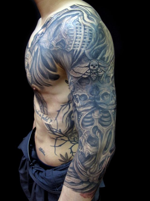 腕,スカル,ブラック＆グレータトゥー/刺青デザイン画像