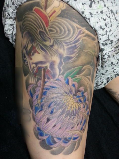 生首,カラー,菊タトゥー/刺青デザイン画像