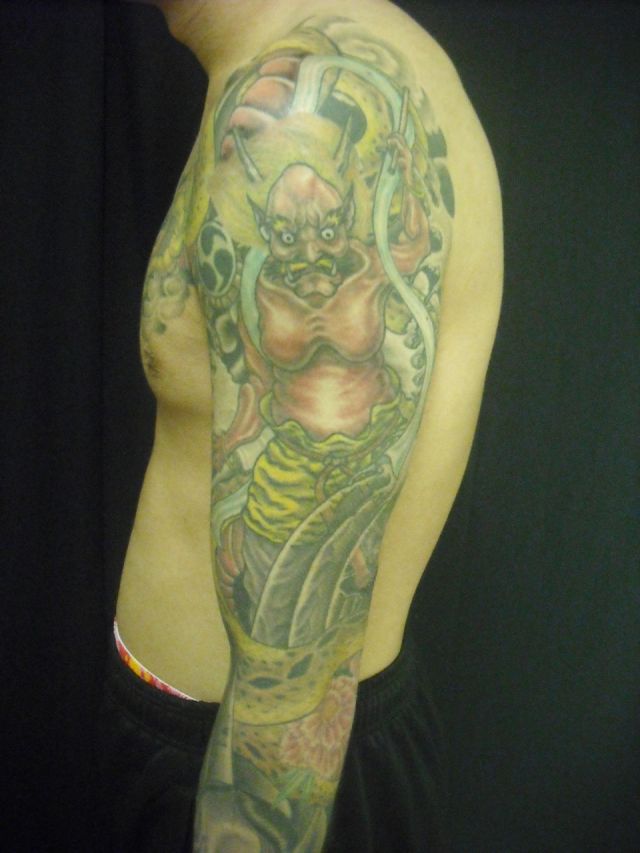 腕,額,雷神,牡丹タトゥー/刺青デザイン画像
