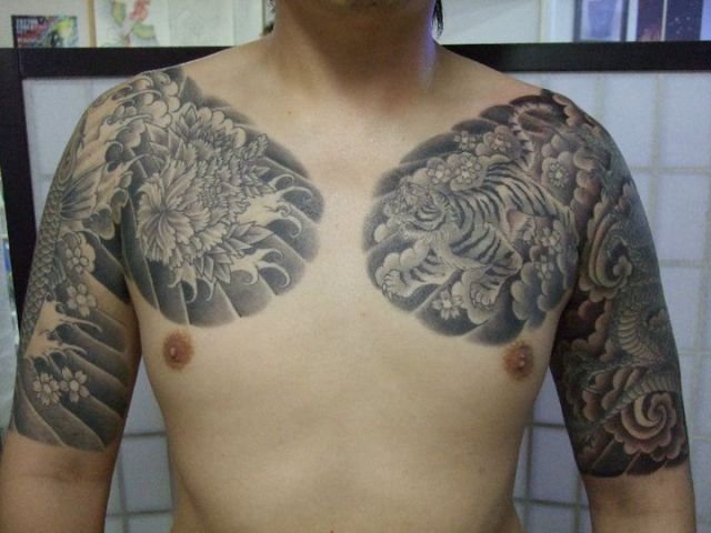 太鼓,牡丹,五分袖,ブラック＆グレー,虎,鯉,花,動物タトゥー/刺青デザイン画像