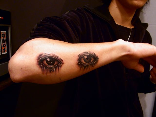 腕,ブラック＆グレータトゥー/刺青デザイン画像