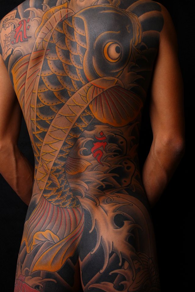 背中,鯉,梵字,カラーのタトゥーデザイン｜タトゥーナビ