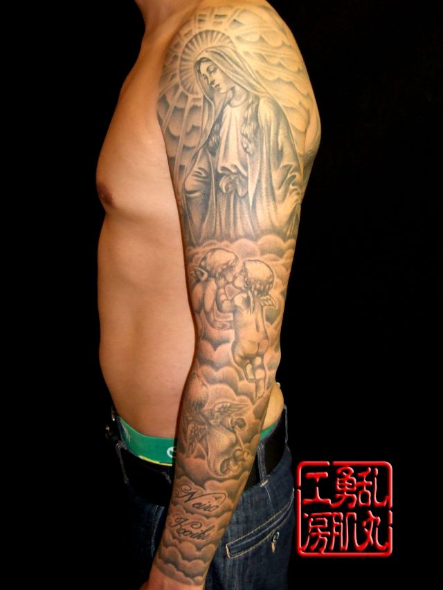 十分袖,人物,天使,文字,レター,ブラック＆グレータトゥー/刺青デザイン画像