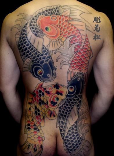 背中,鯉,カラー,抜きタトゥー/刺青デザイン画像