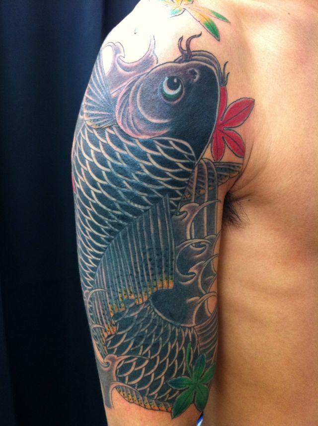 鯉,紅葉,腕タトゥー/刺青デザイン画像