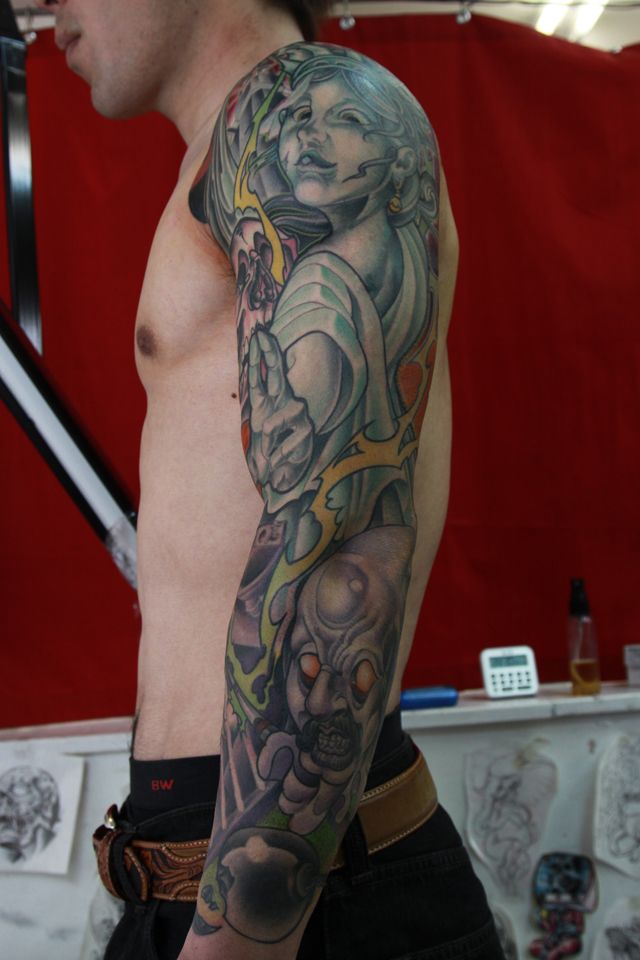 肩,腕,人物タトゥー/刺青デザイン画像