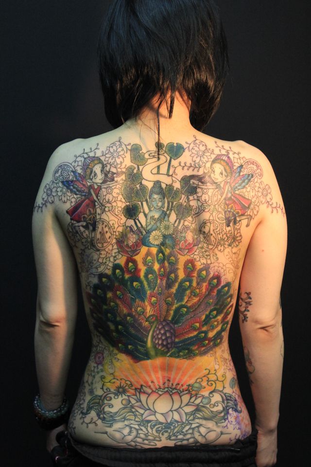 背中,蓮,キャラクター,花,植物タトゥー/刺青デザイン画像