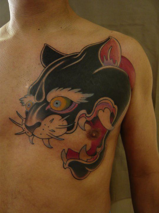 虎,胸タトゥー/刺青デザイン画像