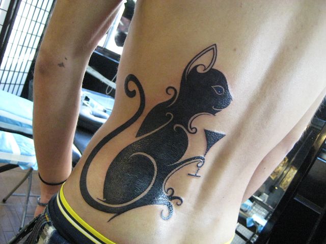 腰,猫,動物タトゥー/刺青デザイン画像