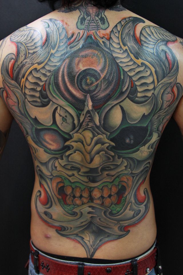 背中,スカル,骸骨,髑髏,ドクロタトゥー/刺青デザイン画像