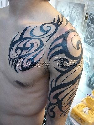 Blossom Tattoo ブロッサムタトゥー タトゥースタジオ タトゥーナビ