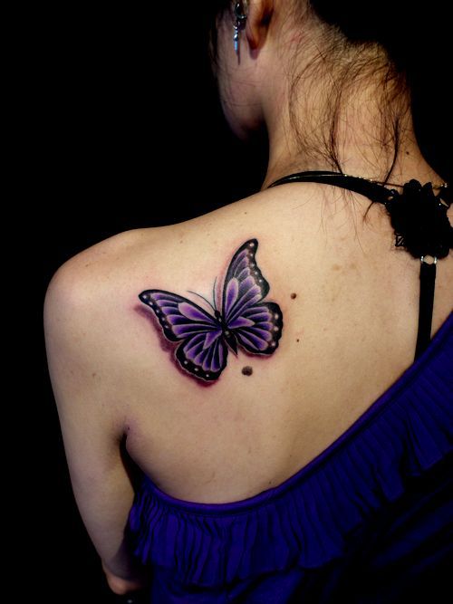 蝶,背中,肩,カラー,女性タトゥー/刺青デザイン画像