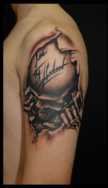 腕,手,二の腕,男性,スカル,髑髏,ブラック＆グレイ,ブラック＆グレータトゥー/刺青デザイン画像