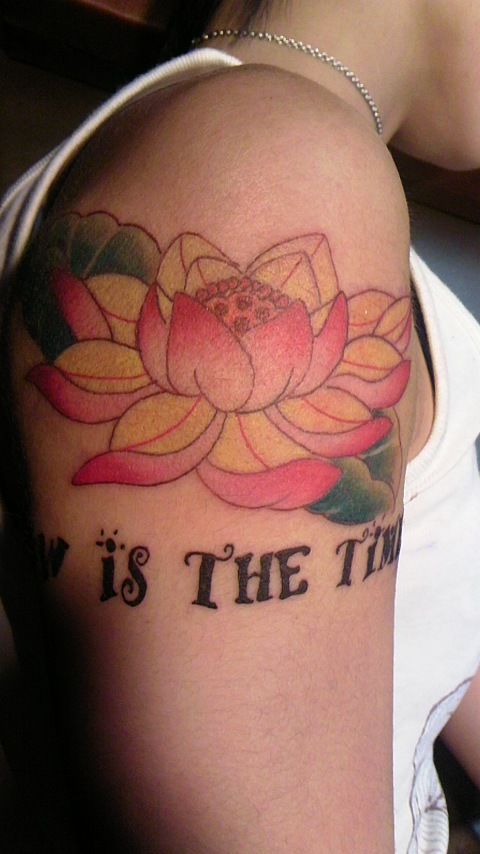 女性,腕,文字,蓮,花,植物,花タトゥー/刺青デザイン画像