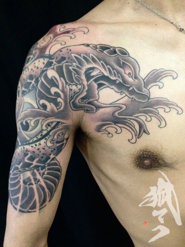 腕,蛇,ブラック＆グレイタトゥー/刺青デザイン画像