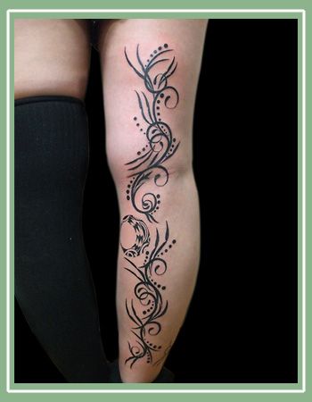 足,トライバル,女性タトゥー/刺青デザイン画像