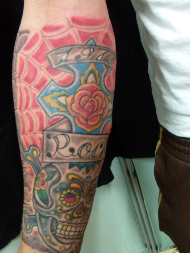 腕,スカル,カラー,薔薇タトゥー/刺青デザイン画像