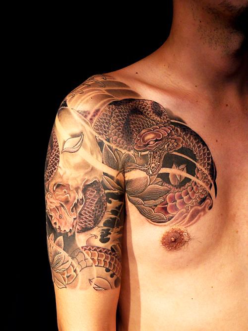 蛇,腕,太鼓,ブラック＆グレー,五分袖タトゥー/刺青デザイン画像