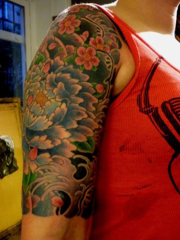 腕,牡丹,カラータトゥー/刺青デザイン画像