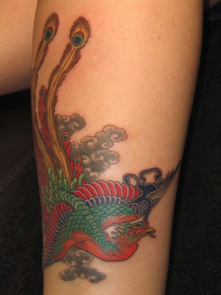 女性,足,鳳凰タトゥー/刺青デザイン画像
