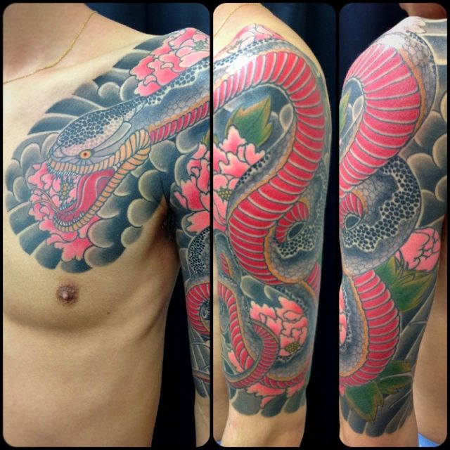 腕,大蛇,牡丹,太鼓,五分袖タトゥー/刺青デザイン画像