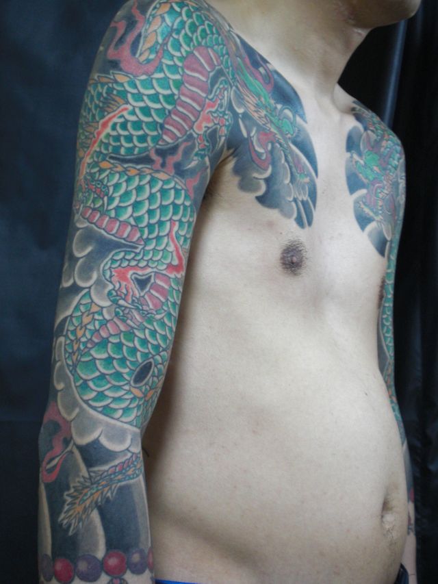 腕,肩,龍,カラータトゥー/刺青デザイン画像