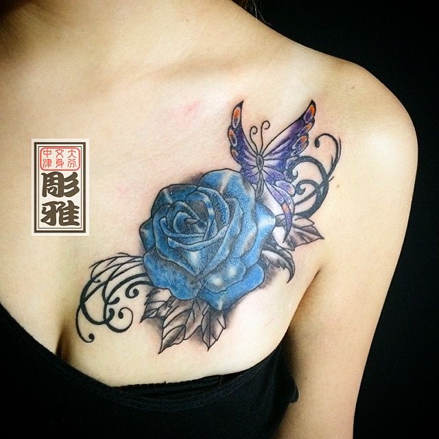 胸,蝶,バタフライ,バラ,カラータトゥー/刺青デザイン画像