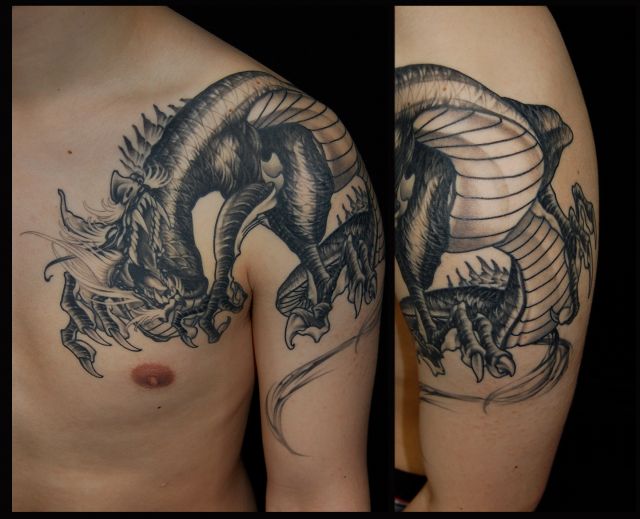 腕,手,肩,胸,二の腕,男性,龍,ブラック＆グレイ,ブラック＆グレー,烏彫りタトゥー/刺青デザイン画像