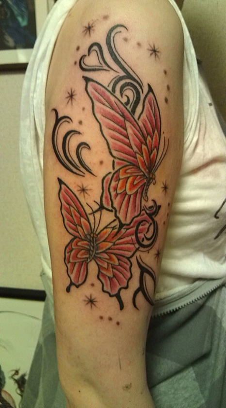 女性,腕,蝶,トライバルタトゥー/刺青デザイン画像