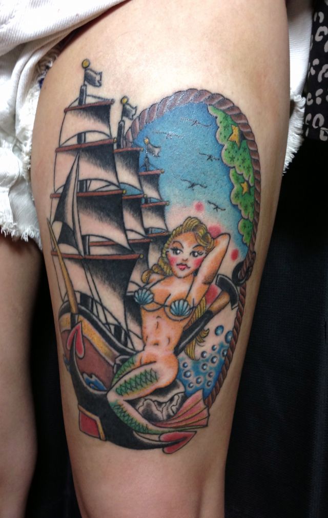 カラー,太もも,船,人魚タトゥー/刺青デザイン画像
