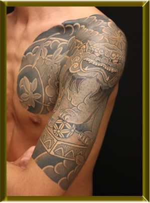 太鼓,五分袖,シーサー,ブラック＆グレータトゥー/刺青デザイン画像