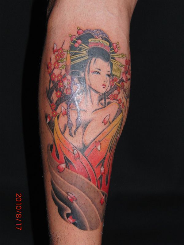 花魁,ふくらはぎ,桜,足,花タトゥー/刺青デザイン画像
