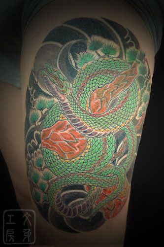 足,蛇,額タトゥー/刺青デザイン画像