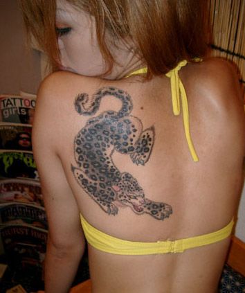 虎,背中,女性,ブラック＆グレータトゥー/刺青デザイン画像