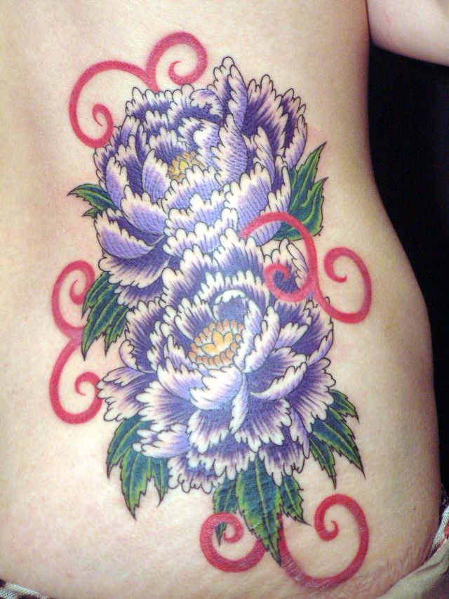 女性,牡丹,腰,植物,花タトゥー/刺青デザイン画像