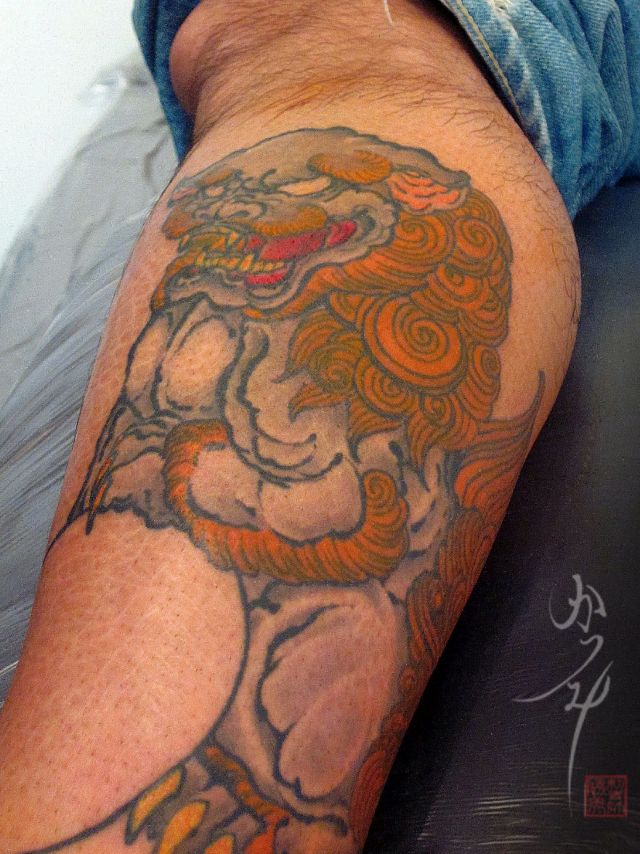 ふくらはぎ,男性,唐獅子,カラータトゥー/刺青デザイン画像