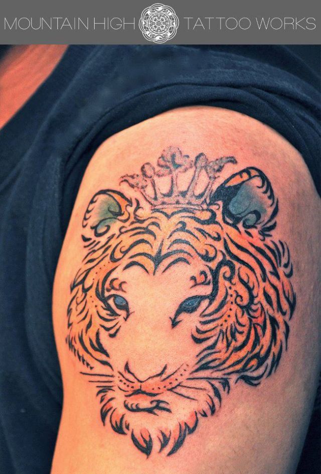 虎,腕,カラータトゥー/刺青デザイン画像