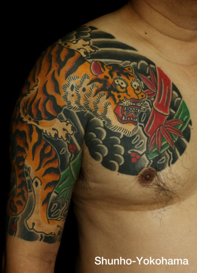 腕,二の腕,虎,額,五分袖,竹,カラータトゥー/刺青デザイン画像