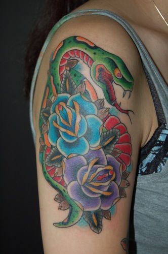 蛇,薔薇,腕タトゥー/刺青デザイン画像