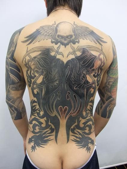 背中,龍,トライバル,スカル,死神,ブラック＆グレイタトゥー/刺青デザイン画像