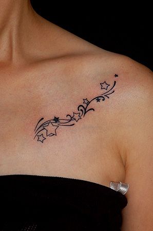 胸,女性,星,トライバルタトゥー/刺青デザイン画像