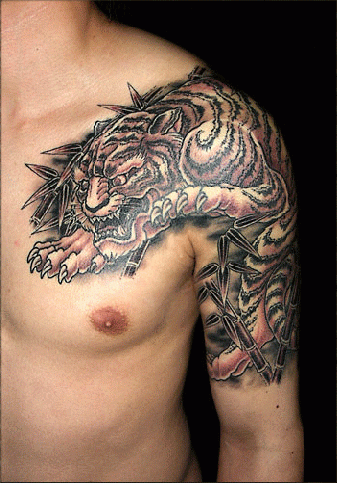 胸,肩,虎,竹,ブラック＆グレー,動物タトゥー/刺青デザイン画像