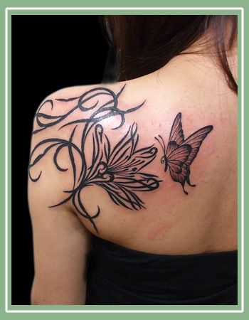 女性,背中,百合,蝶タトゥー/刺青デザイン画像