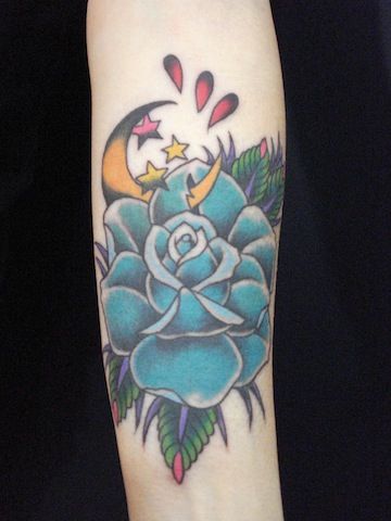 腕,女性,薔薇,月,バラ,カラー,カラフルタトゥー/刺青デザイン画像
