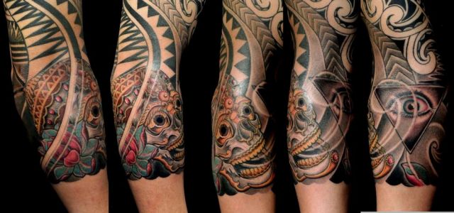 トライバル,スカル,カラー,腕タトゥー/刺青デザイン画像