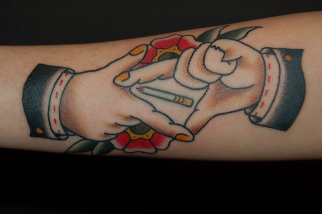 腕,女性,フラワー,ハンド,花,カラータトゥー/刺青デザイン画像