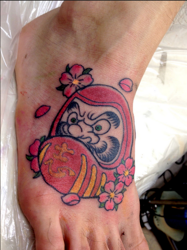 足,だるま,桜タトゥー/刺青デザイン画像